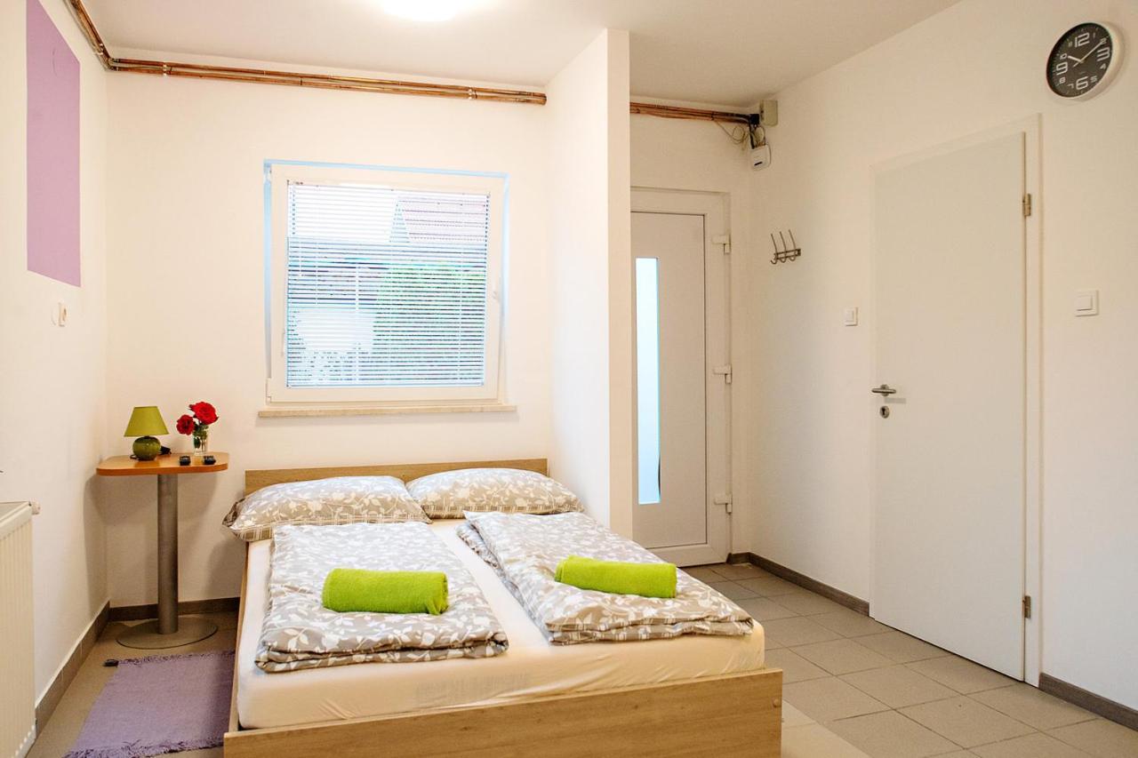 Sweet Apartments With Free Private Parking Любляна Номер фото